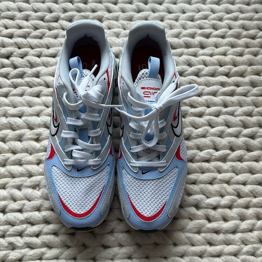 NIKE Zoom Air Fire ‘White Royal Tint’